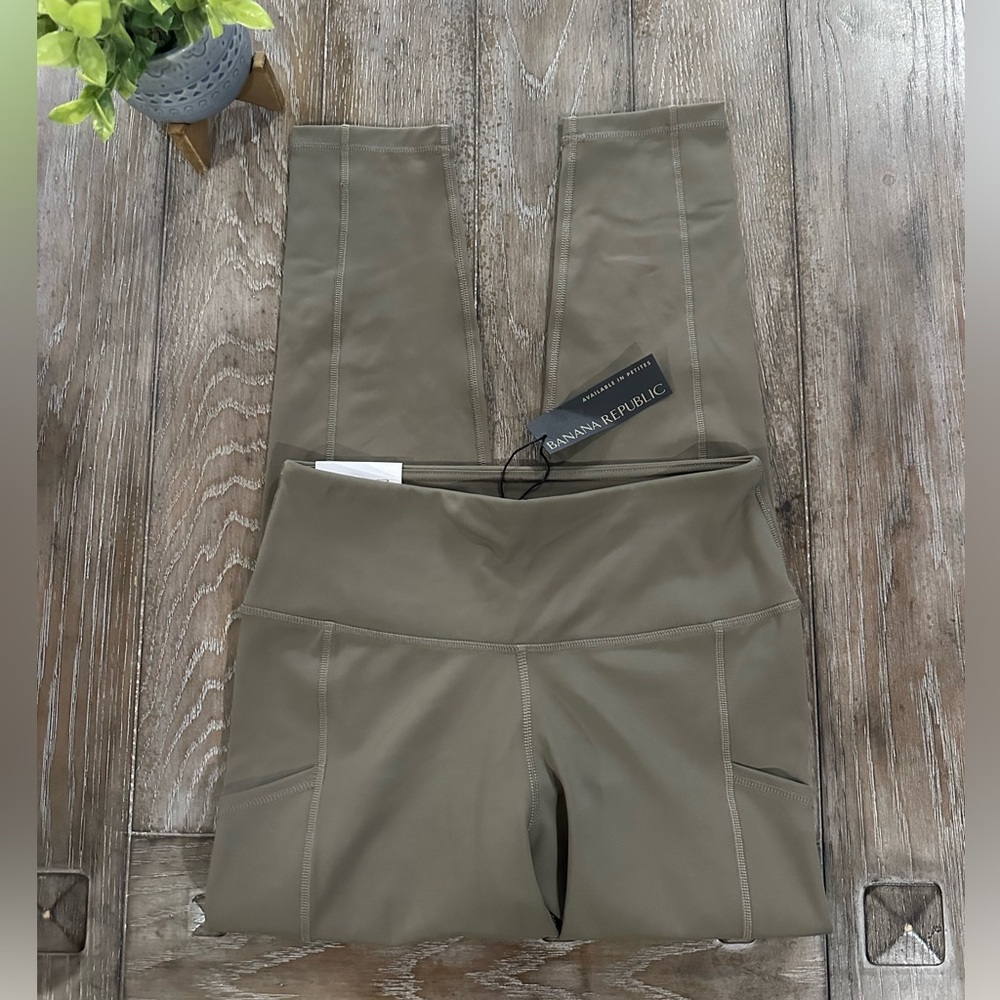 Banana Republic Khaki Leggings